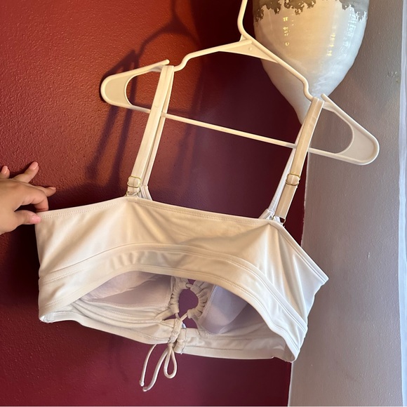 Bathing suit - Picture 3 of 4